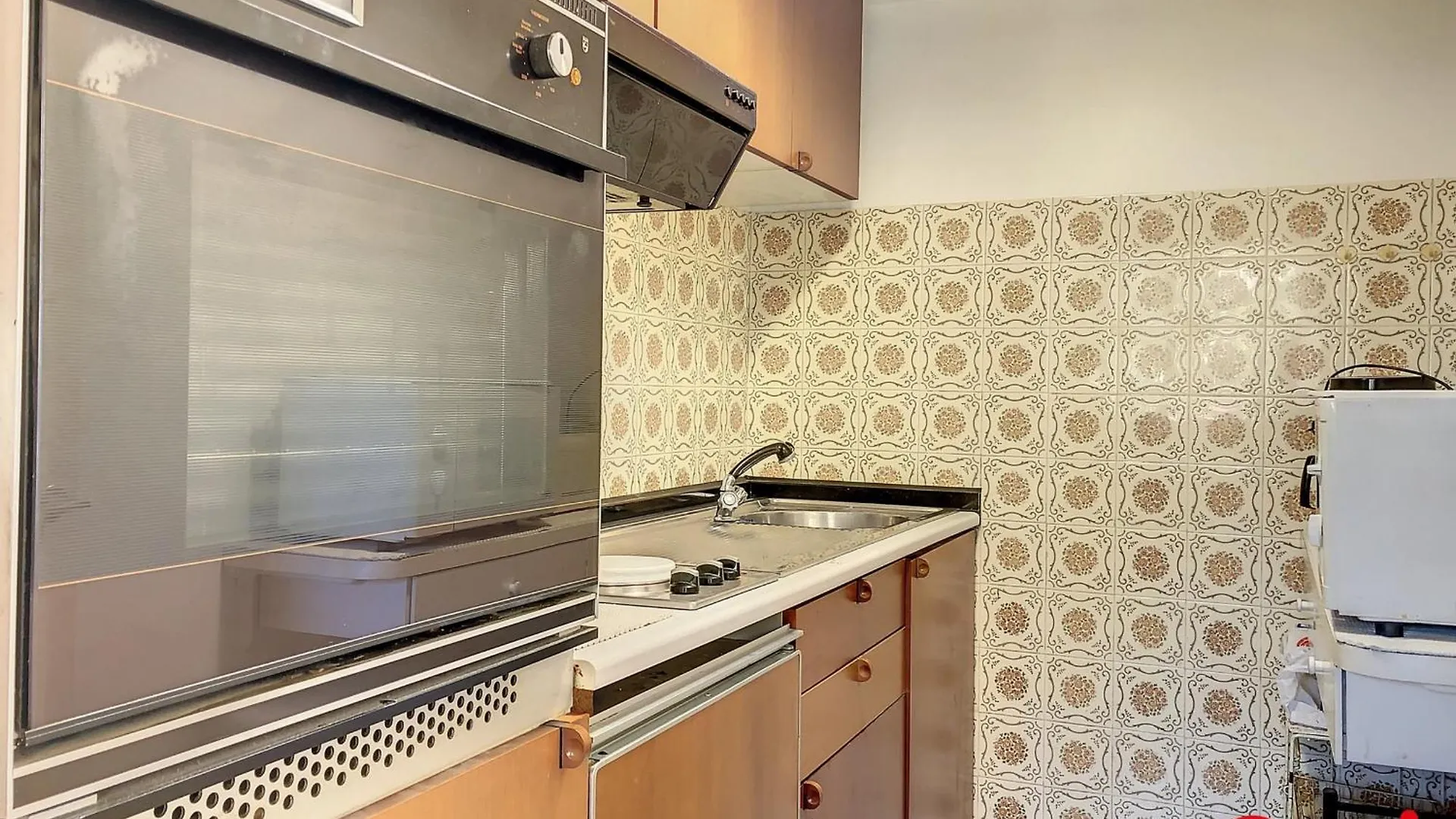 Studio Avec Terrasse, Piscine Et Parking A Menton - Fr-1-647-36 Apartment