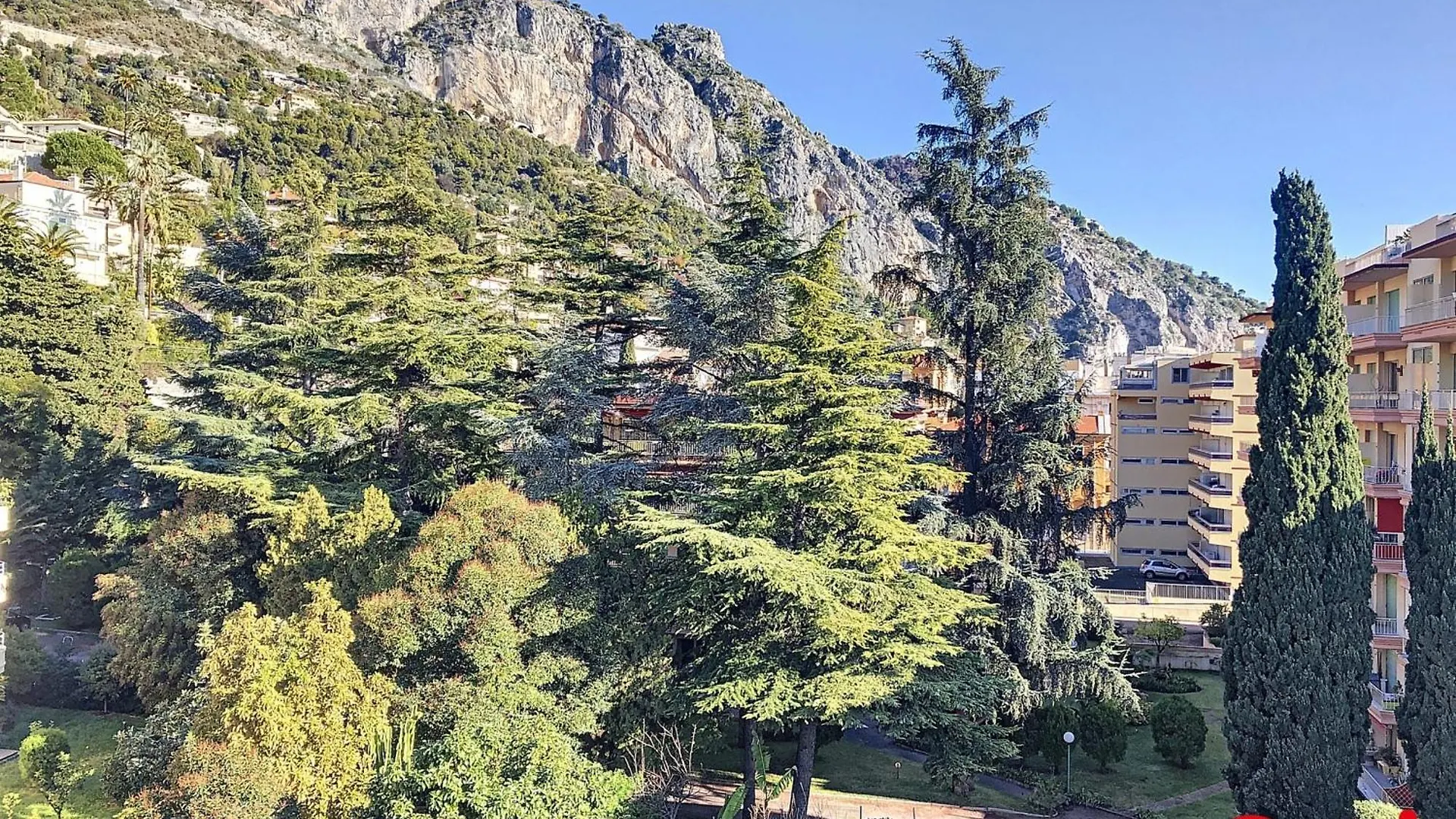 Apartment Studio Avec Terrasse, Piscine Et Parking A Menton - Fr-1-647-36